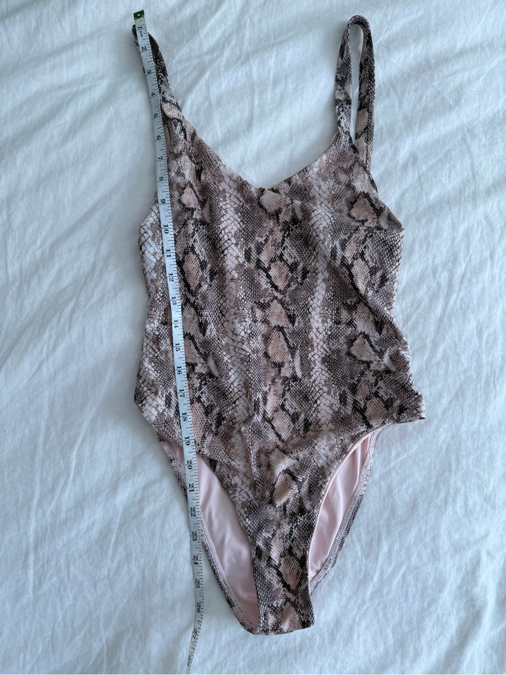 Vitamin A Pink Snakeskin One Piece Swimsuit Low Back XS/S - Picture 7 of 8